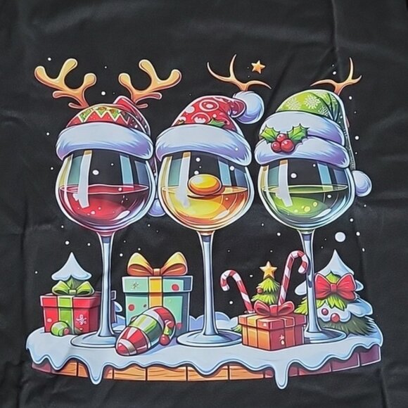 Shein Holiday Tee - Picture 1 of 4